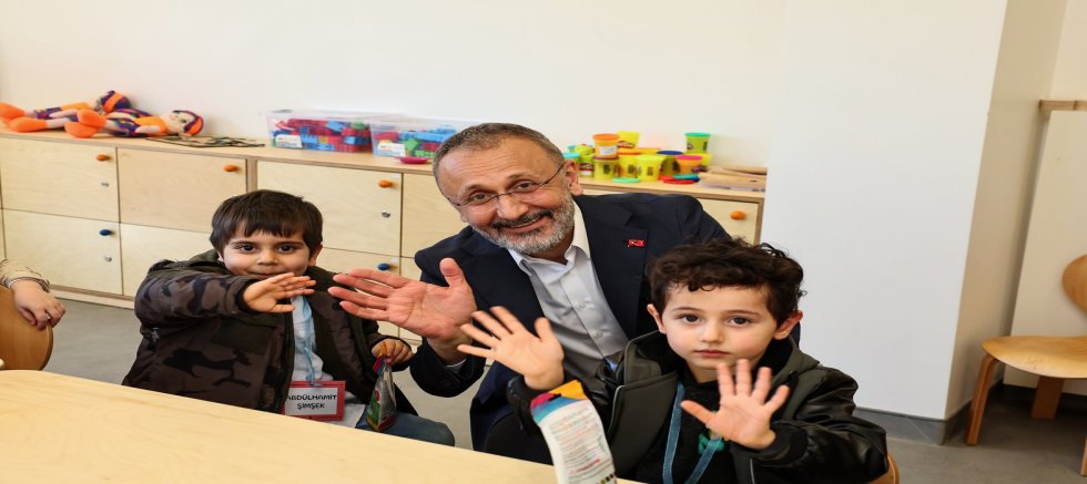 Eyüpsultan’da Çocuklara Büyük Hediye: 4 Yeni Çocuk Etkinlik Merkezi Hizmete Açıldı!