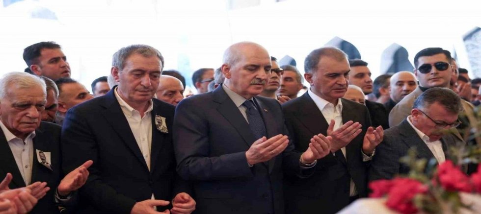 Kurtulmuş ve Çelik’ten Sırrı Süreyya Önder İçin Vefa Mesajları