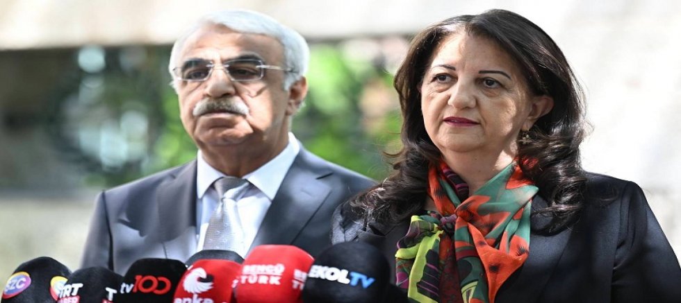 Öcalan ve Erdoğan'la görüşen İmralı heyeti, yarın Adalet Bakanı Tunç'u ziyaret edecek